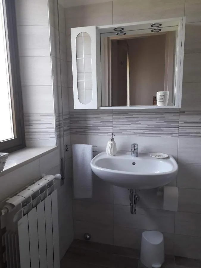 Malpensa Bed & Breakfast-No Breakfast Case Nuove
